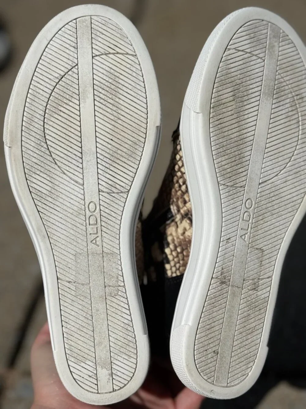 ALDO Womens 6.5 Black Snake Wedge Sneakers Y2K Mob Wife High Top Streetwear 4130